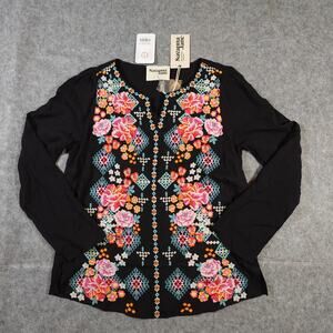 Savanna Jane Top Womens Small NWT Embroidered Long‎ Sleeve V-Neck Boho Floral